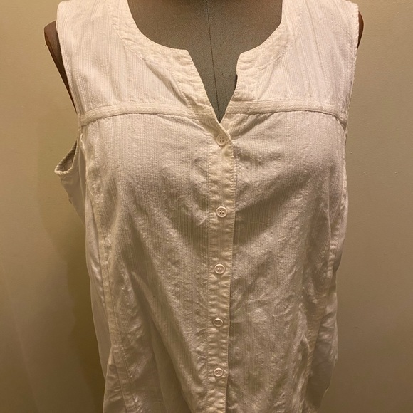 WHITE COTTON GINNY SLEEVELESS TOP - Picture 2 of 4